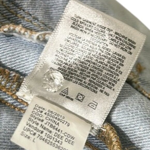 Jessica Simpson Cropped Denim Vest – Light Wash, Sleeveless, Tagged L Fits XS - Picture 11 of 11